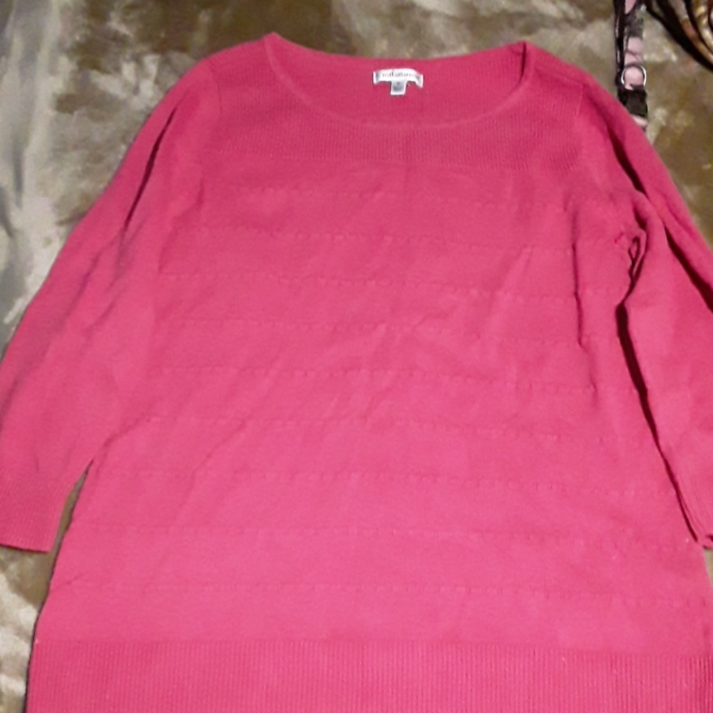 Half sleeve sweater